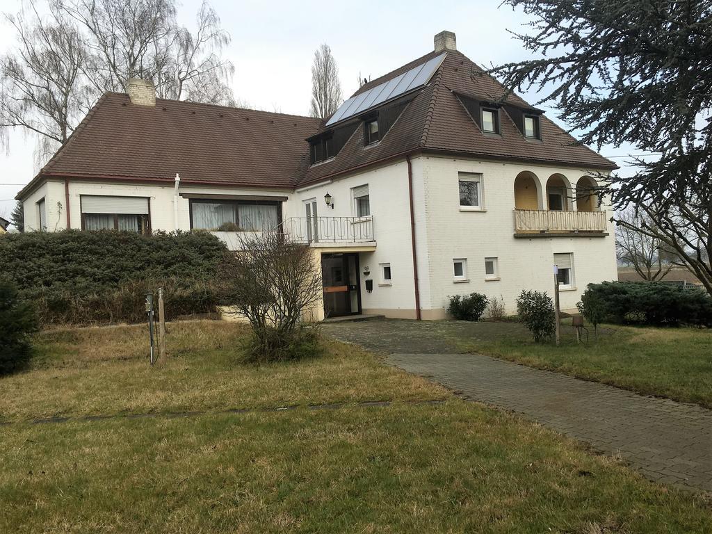 Gaestehaus An Der Rheinbruecke Altlussheim Eksteriør billede
