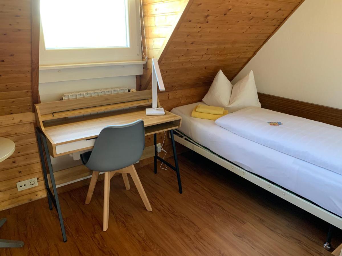 Gaestehaus An Der Rheinbruecke Altlussheim Eksteriør billede